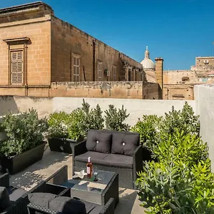 3* Πανσιόν Kampnar Living