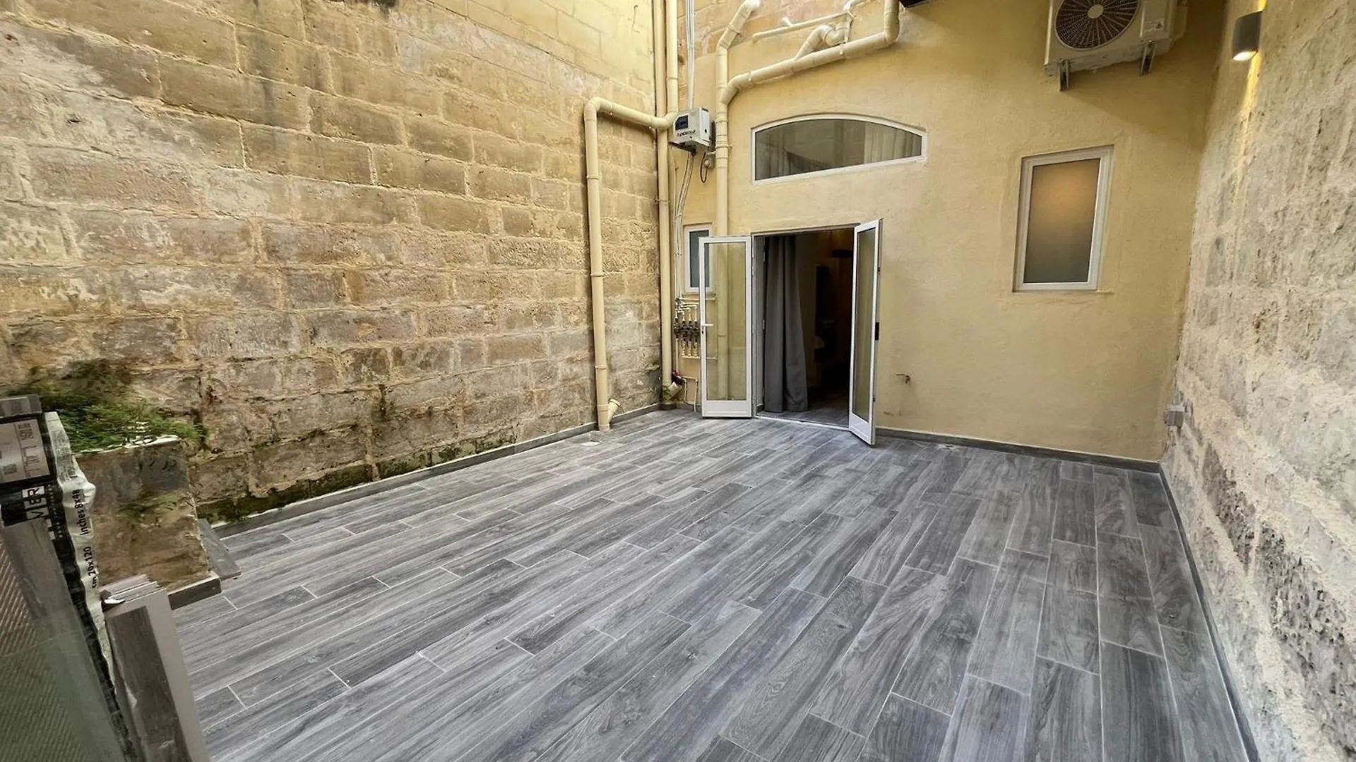 The Old Mint Residence 1 Valletta Apartment